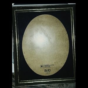 Golden 8 x 10 Photo Frame